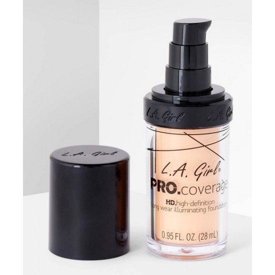 L.A GIRL Pro Coverage Foundation - Porcelain